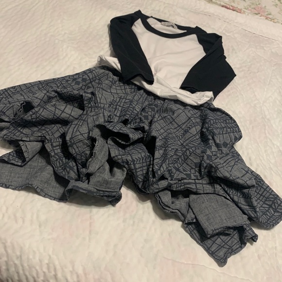 Neve / Hawk Baseball Dress - girls 5/6 - Picture 1 of 4